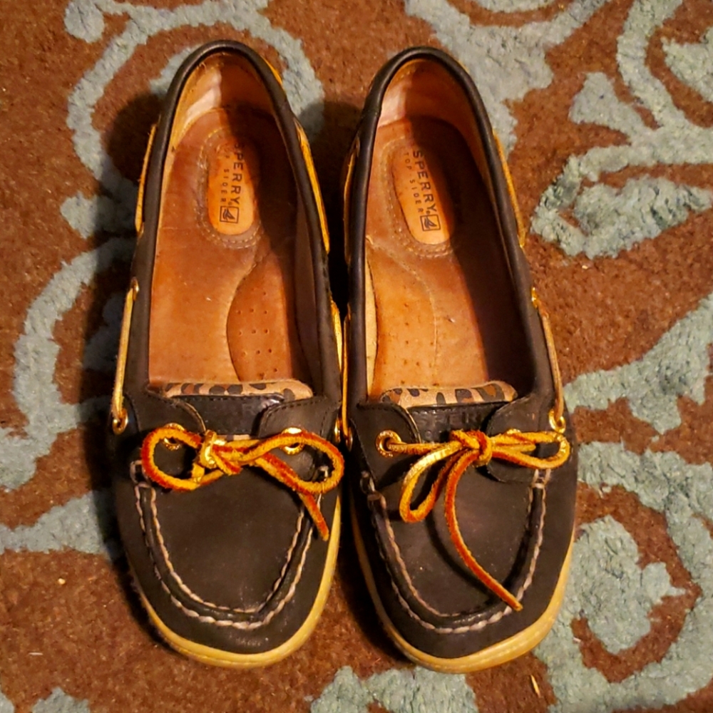 EUC womens Fun Sperry Shoes!